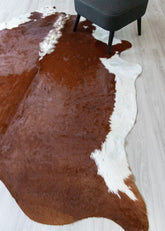 Hereford Brown And White Cowhide Rug (Size: 240 x 200 CM) CHR1905